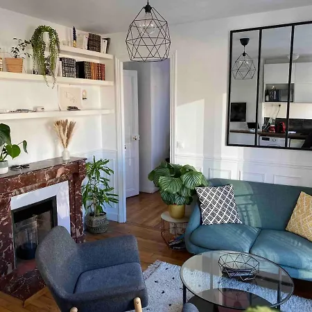 Appartamento Buttes Chaumont Parigi